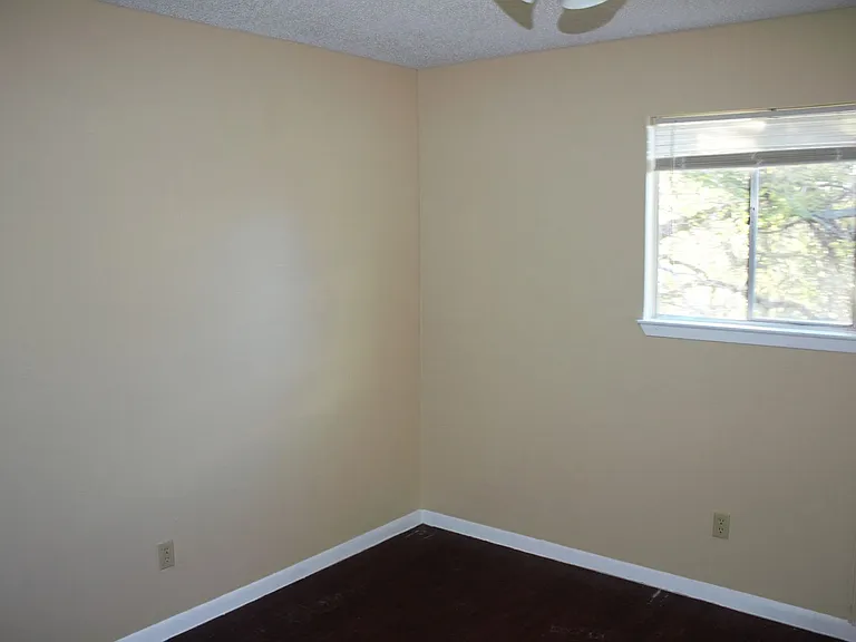 137 Wolfe Rd — Photo 12