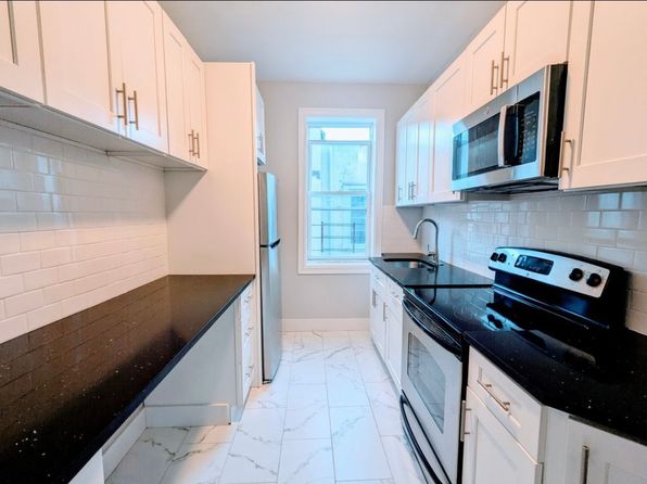 10612 107th Ave APT 3