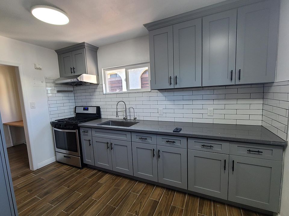 1st image of 207 1/2 S Atlantic Blvd