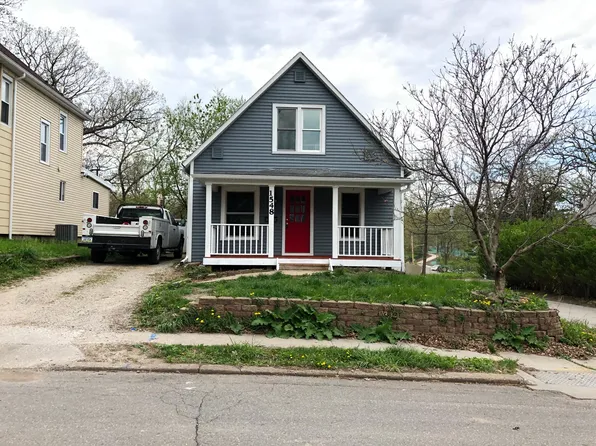 1548 33rd St, Des Moines, IA 50311