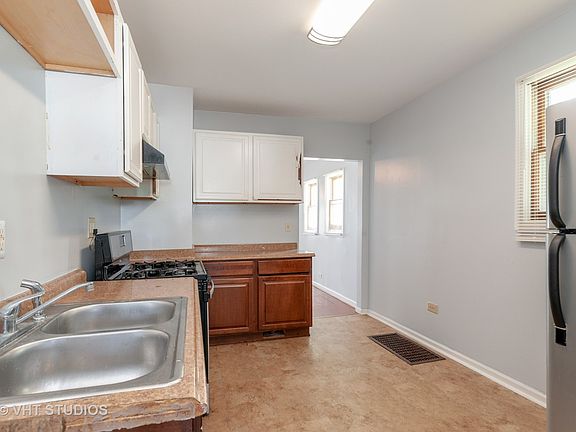 5th image of 1429 Elizabeth Ave