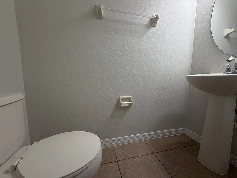 1410 Ballard Green Pl #1410 — Photo 14