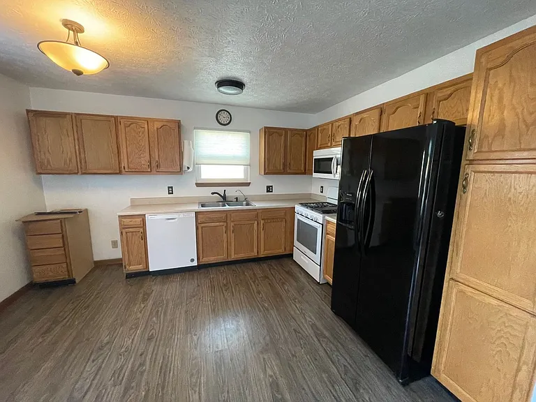 3100 Hunter Rd — Photo 8