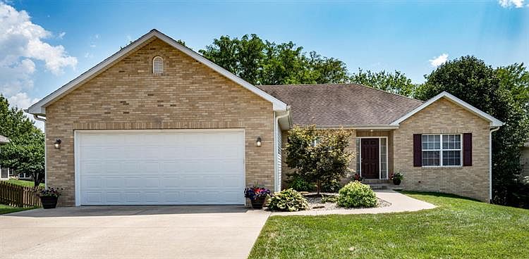 1st image of 5202 Forest Glen Dr