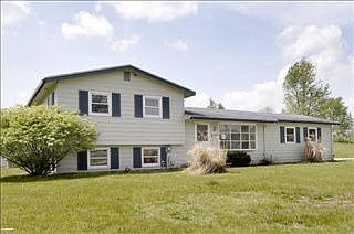 2nd image of 170 Dulles Dr