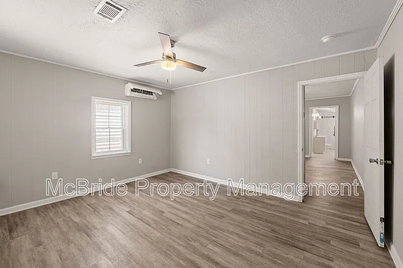 1 bed, 1.0 bath, 780 sqft, $950 — Photo 4