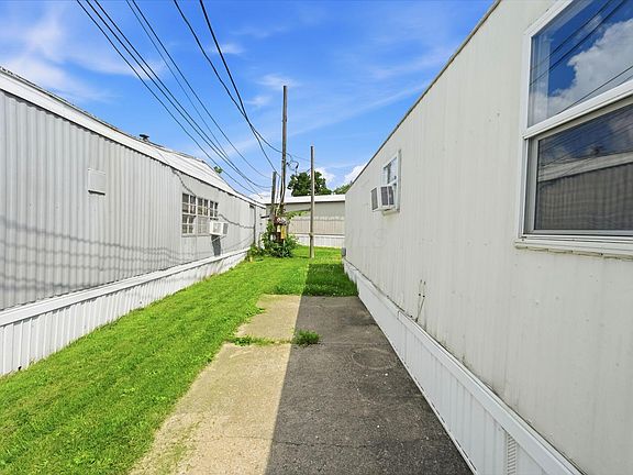 3rd image of 2500 Harrisburg Pike Lot 28