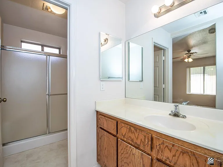 10313 E 38th Pl — Photo 13