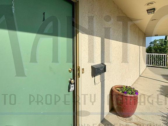 2nd image of 24 E Rockwood Blvd APT 1