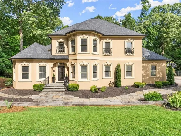 3729 Pintail Cir, Gainesville, GA 30506