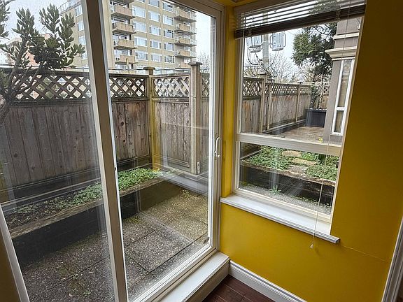 5th image of 5723 Balsam St #211