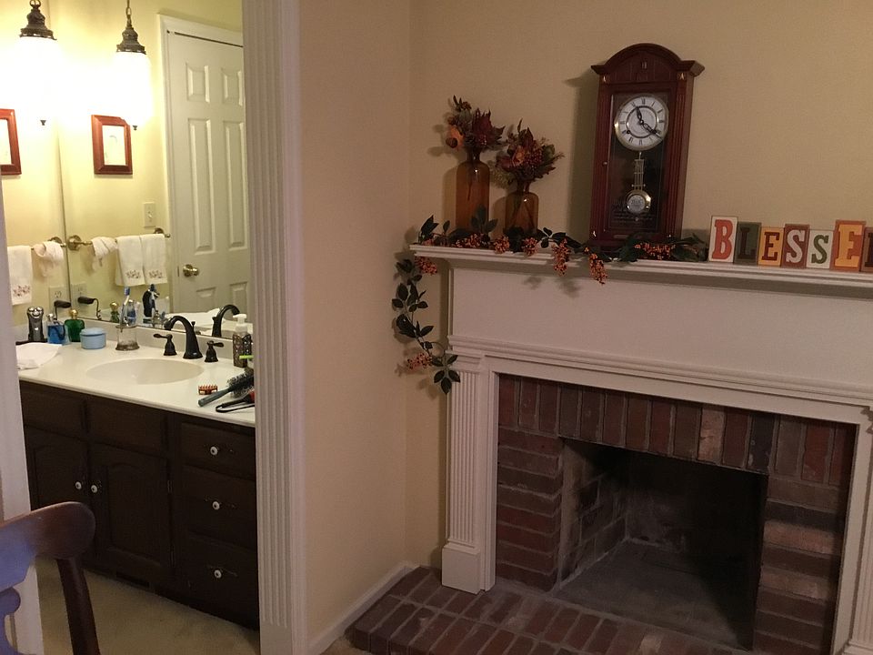 MBR fireplace and Bath