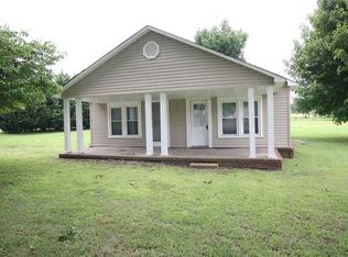 1088 Rose St, Rogersville, AL 35652