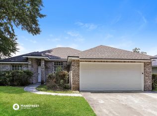 1382 Shearwater Dr, Jacksonville, FL 32218