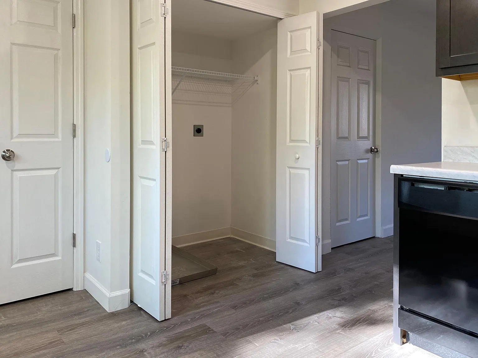 2 bed, 900 sqft, $1,125 — Photo 4