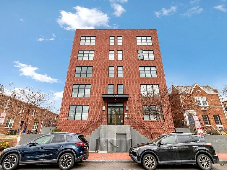 205 V St NW #201 — Photo 2