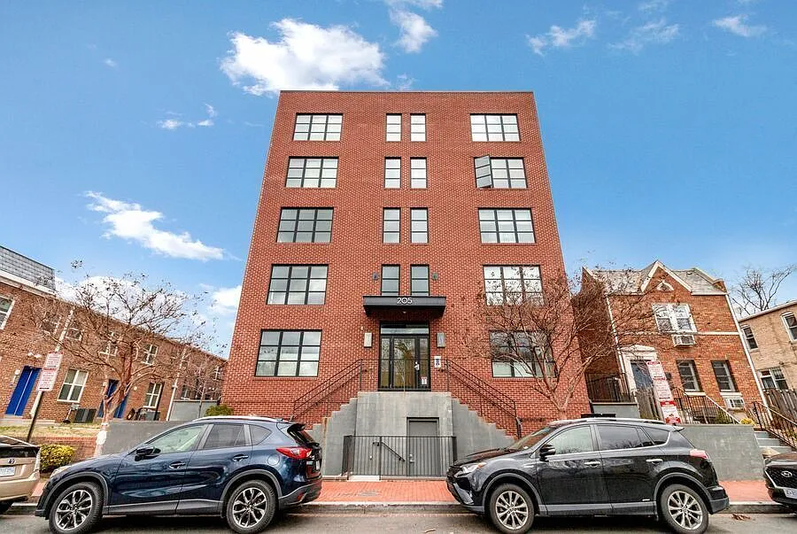 Building Photo - 205 V St NW #201