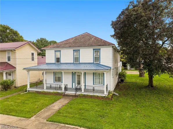 42 W 7th St, Dresden, OH 43821