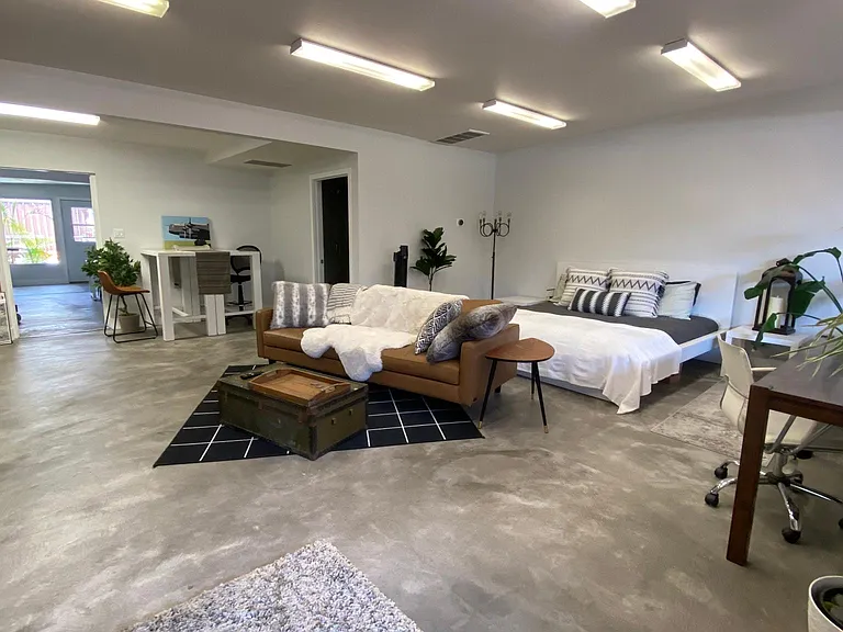 1102 Morena Blvd — Photo 1