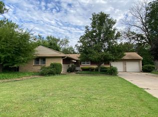 726 McAdams Rd, Salina, KS 67401