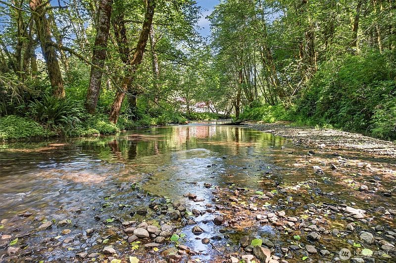 4th image of 344 N Hull Creek Road