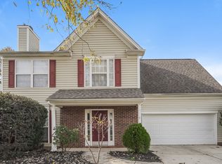 9527 Chastain Walk Dr, Charlotte, NC 28216