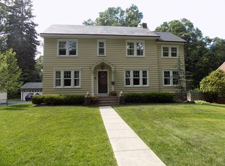 16 W Ferry Rd, Yardley, PA 19067