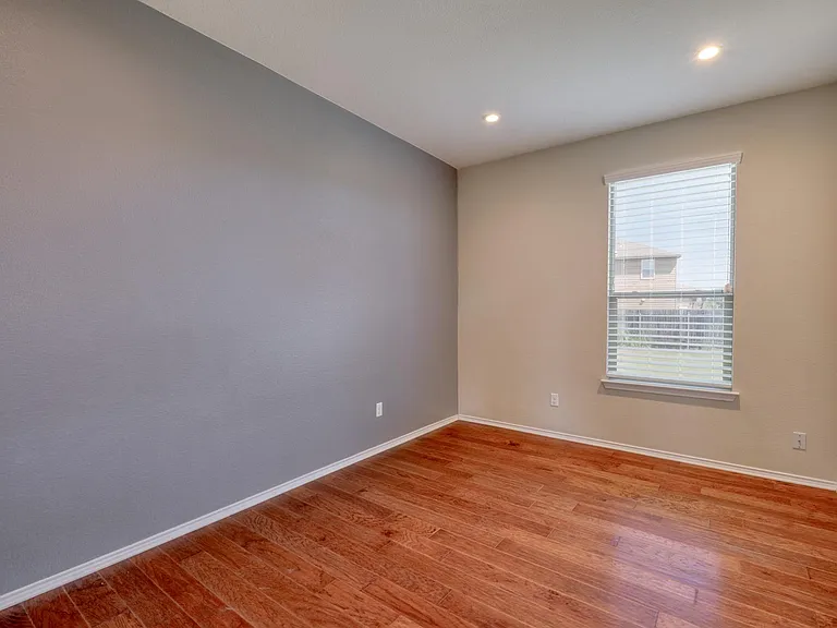 117 Brittany Ln — Photo 14