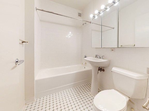 4th image of 90 Washington St APT 24F