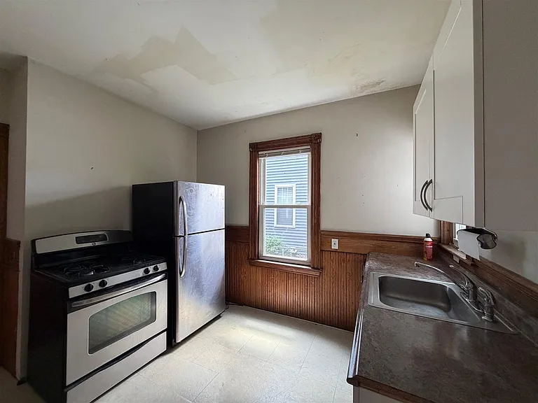83 Bristol Rd #1 — Photo 6