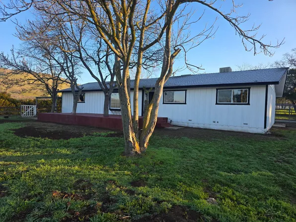 30536 George Smith Road, Yokuts Valley, CA 93675