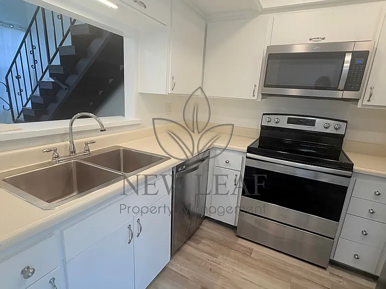 1412 Everton Pl — Photo 4