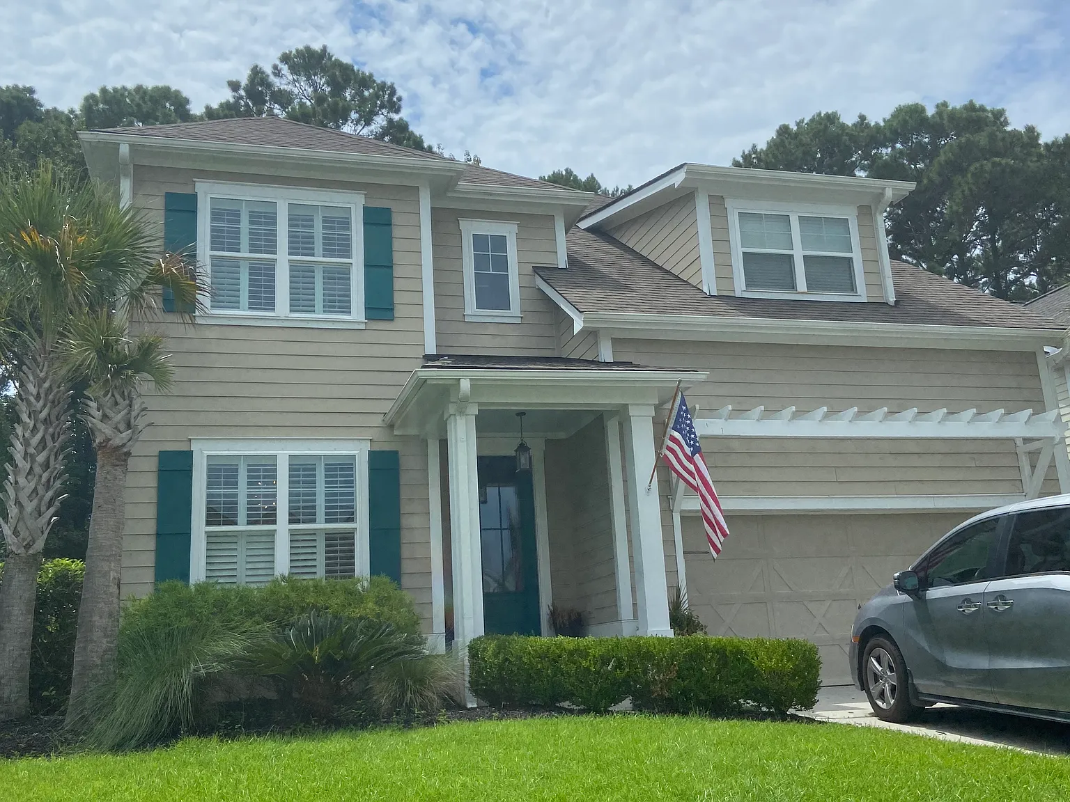 4 bed, 2719 sqft, $5,500 — Photo 1