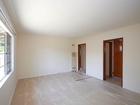 3rd image of 1466 N Allen Ave #1466