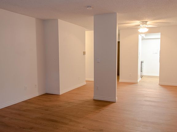 4th image of 14600 NE 32nd St APT I1