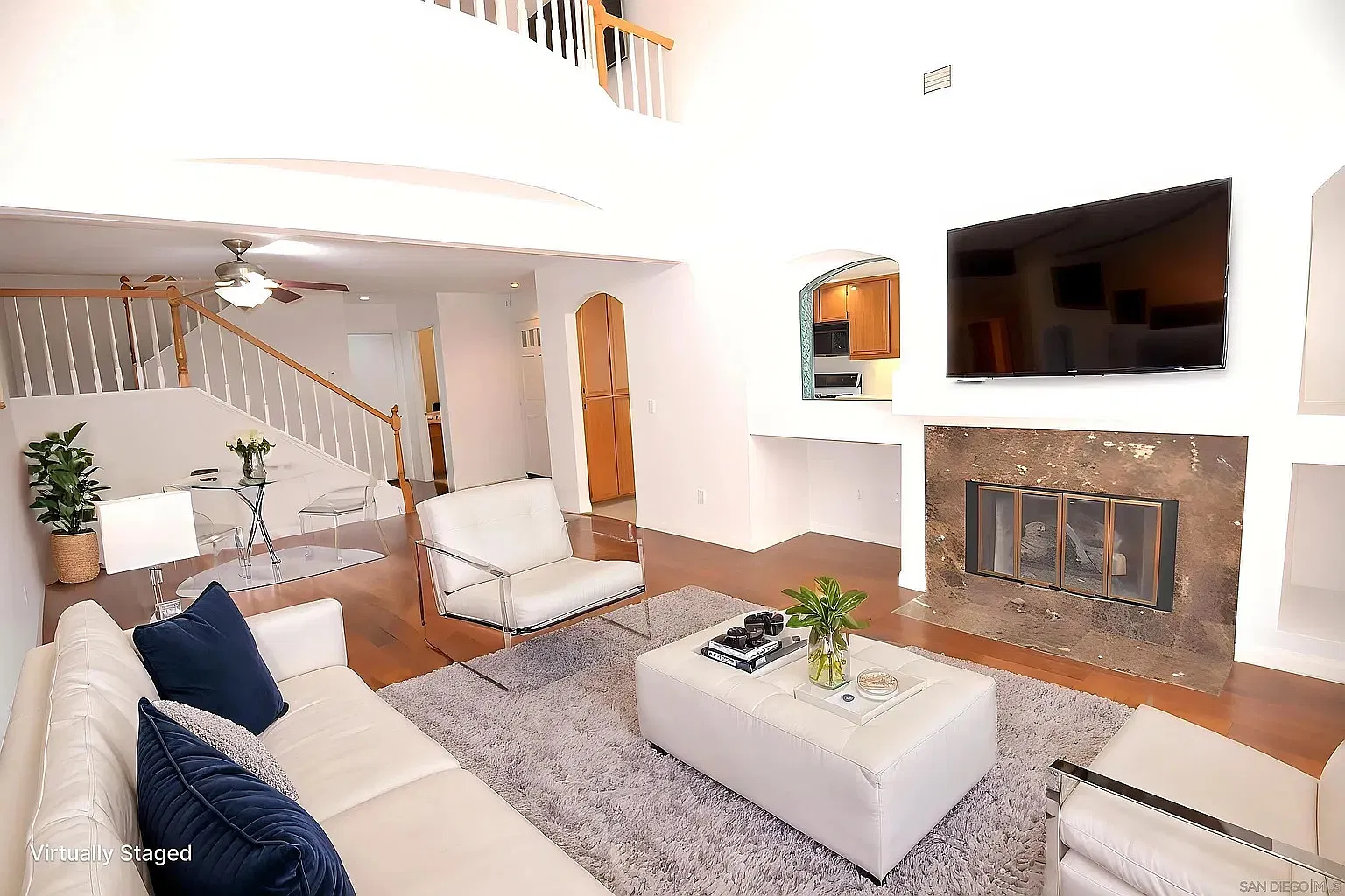 3 bed, 2.5 bath, 1600 sqft, $3,800 — Photo 2