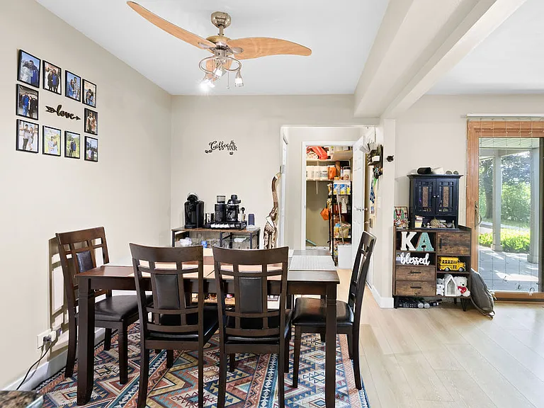 1719 Sussex Walk #D — Photo 8