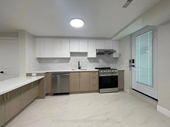 17 Rosemeade Ave, Toronto, ON