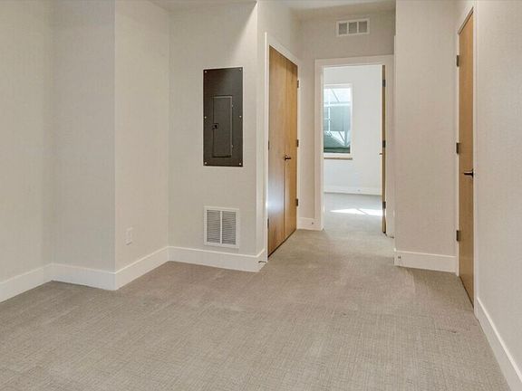 5th image of 759 Cristo Ln #C