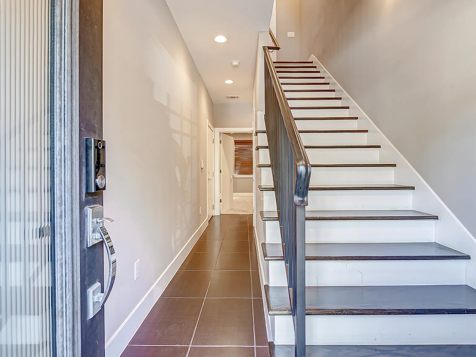 2217 Saint Emanuel St — Photo 3