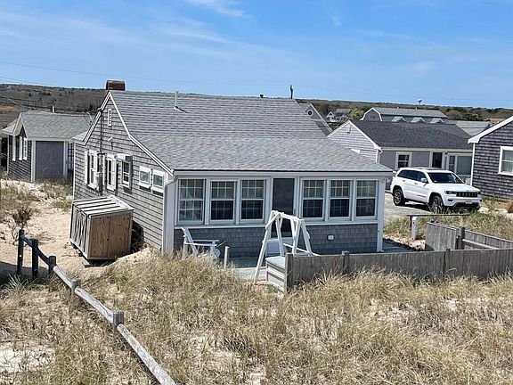 4th image of 203 North Shore Boulevard #G