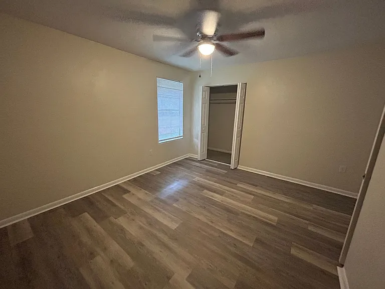 6818 SW 42nd Pl — Photo 9