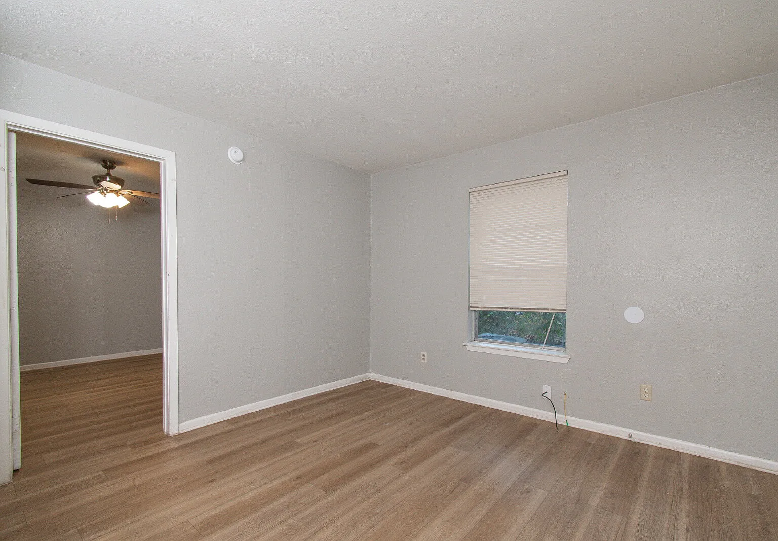 1 bed, 1.0 bath, 481 sqft, $500 — Photo 4