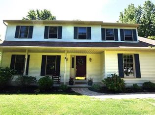 2734 Windy Hill Rd, Allentown, PA 18103
