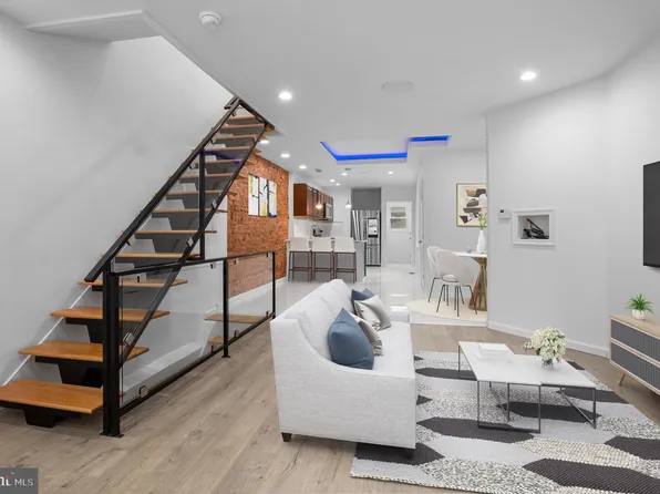 5043 Diamond St, Philadelphia, PA 19131