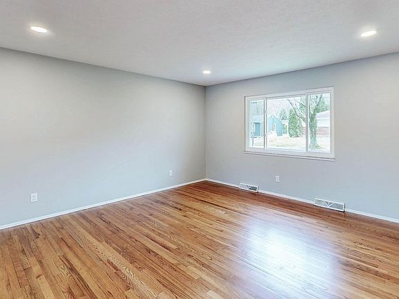 5th image of 1062 Terrell Dr