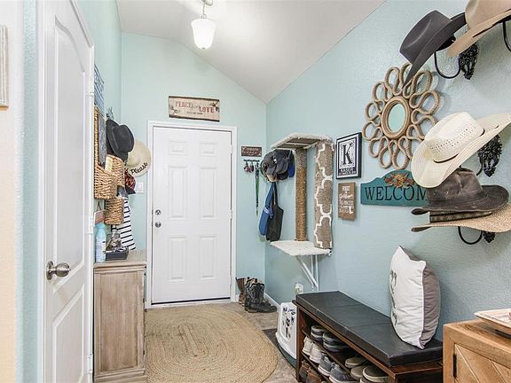 3rd image of 5139 Lagoon Ct