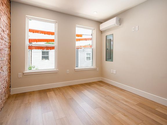 5th image of 1915 S Norwood St #2