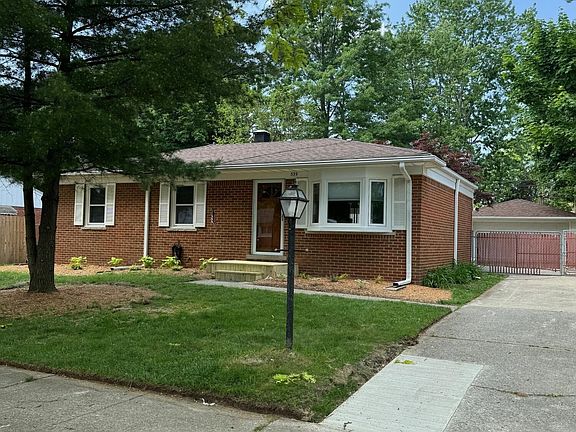2nd image of 539 Lynne Ave