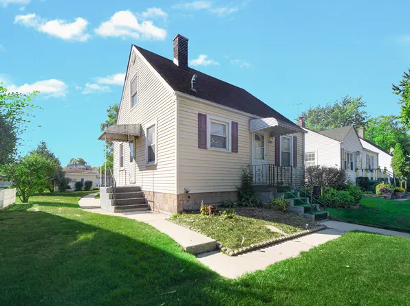 2940 Gibson Pl, Hammond, IN 46323